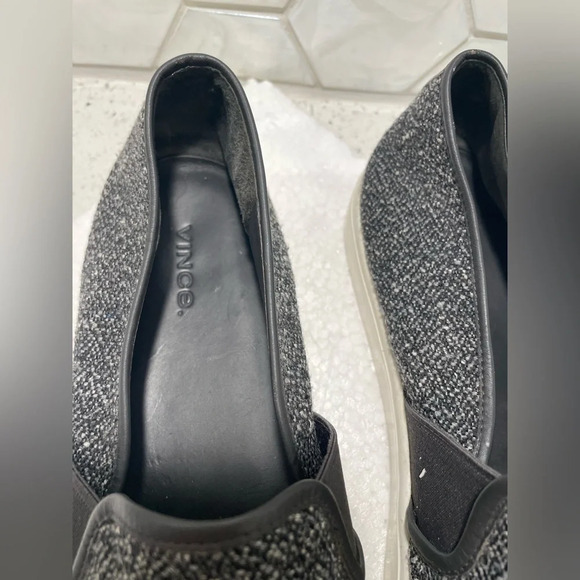 VINCE Woman’s Gray White Preston Wool Slipon Size Uncertain Believe Sz 10 - Picture 2 of 9